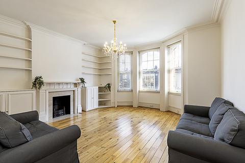 Flat  Ilchester Mansions, London W8