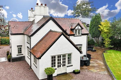 4 bedroom detached house for sale, Audlem Road, Hankelow, CW3