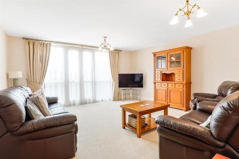 2 bedroom apartment for sale, Grafton Close, Kenilworth