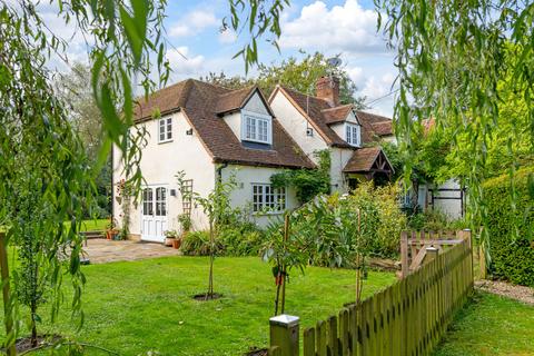 5 bedroom semi-detached house for sale, Highmoor Henley-on-thames, Oxfordshire, RG9 5DH