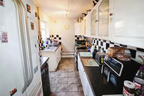 2 bedroom terraced house for sale, Willington Street, Nuneaton