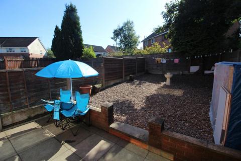 28 Hough Close, Oldham, OL8 2NZ