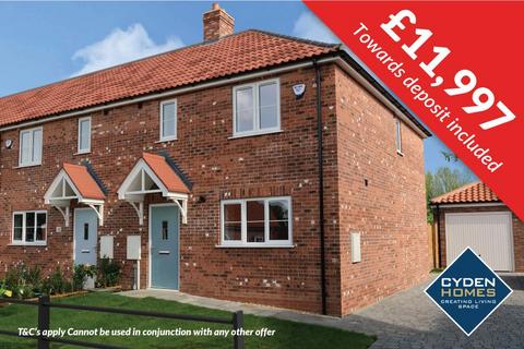 3 bedroom semi-detached house for sale, Scafell Way, Scartho, Grimsby DN33