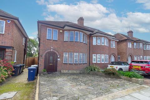 3 bedroom semi-detached house for sale, Penshurst Gardens, Edgware, HA8