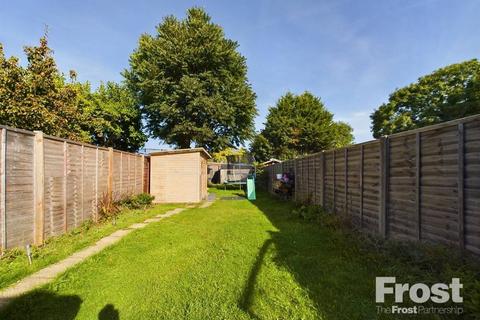 82 Hamilton Road, Feltham, TW13 4PX