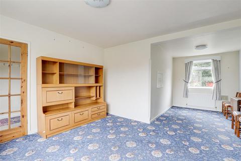 67 Abbey Road, Beeston, Nottingham, NG9 2HP