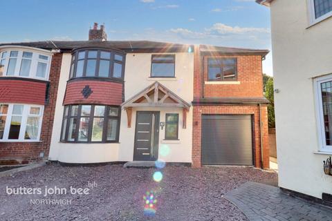 4 bedroom semi-detached house for sale, Manor Drive, Northwich