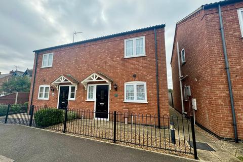 3 bedroom semi-detached house to rent, Chapel Road, King's Lynn PE34