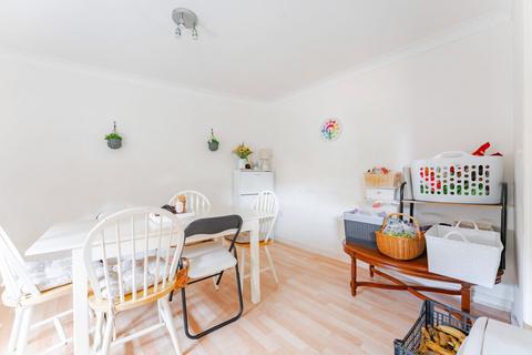 3 bedroom townhouse for sale, Old Laundry Court, Norwich