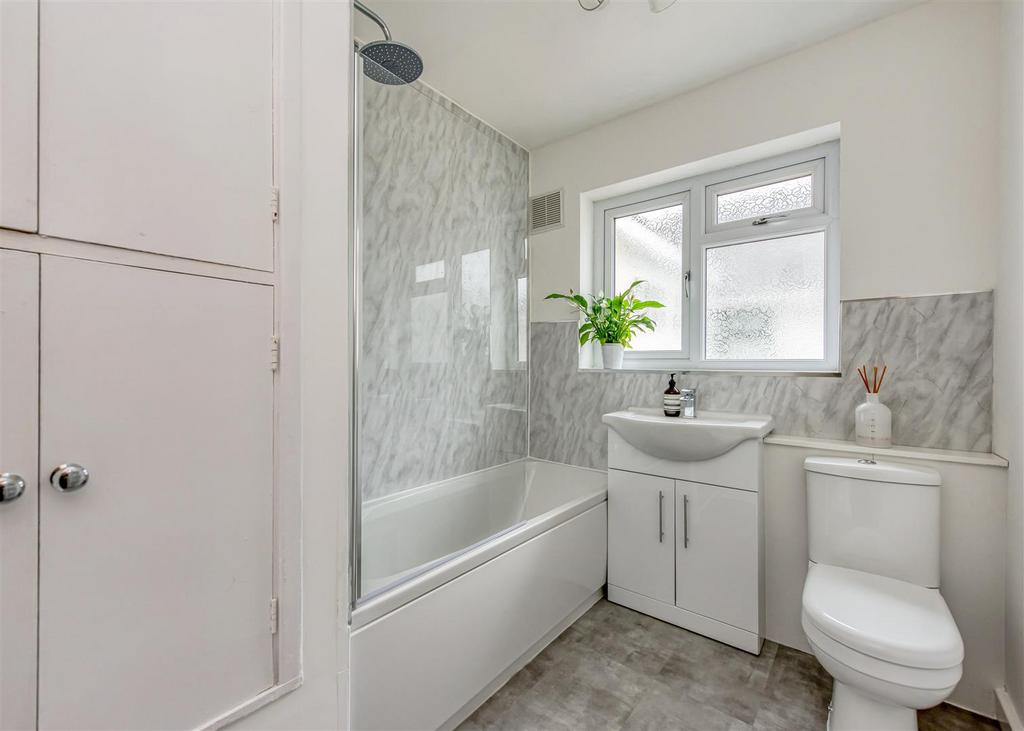 91 Oaken Park-Bathroom A.jpg