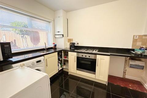 2 bedroom ground floor flat for sale, Elmwood Avenue, North Gosforth, Newcastle Upon Tyne