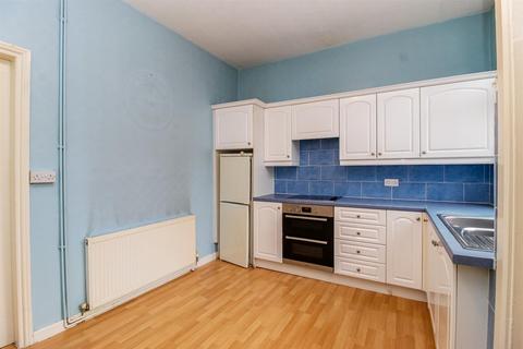 3 bedroom house for sale, Doncaster Road, Wakefield WF4