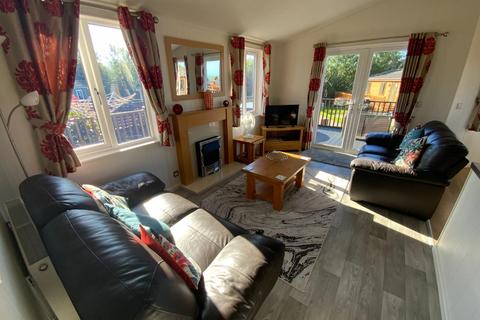 3 bedroom property to rent, Ocean View, Mullacott Park, Ilfracombe