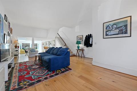 5 bedroom terraced house for sale, Arminger Road, London W12