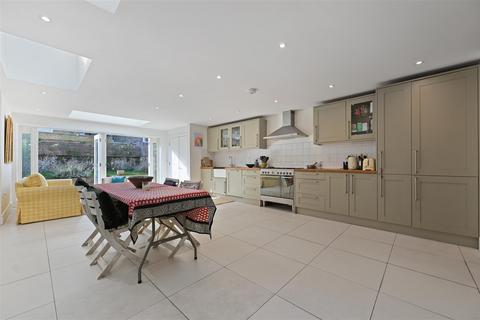 5 bedroom terraced house for sale, Arminger Road, London W12