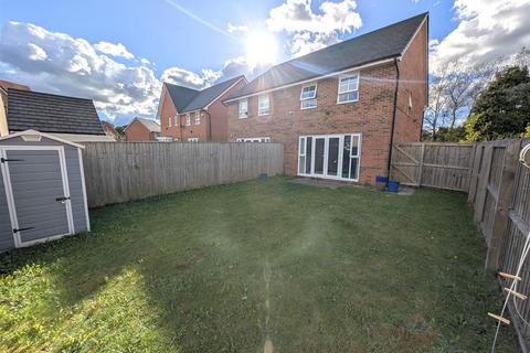 4 bedroom semi-detached house for sale, Monarch Place, Sandbach