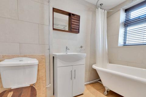 1 bedroom apartment for sale, Kelvin Road, Highbury, N5