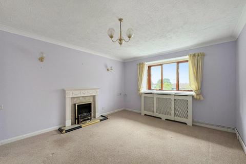 2 bedroom retirement property for sale, Loudon Court, Godinton Park TN23