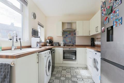 2 bedroom terraced house for sale, Perth Street West, Hull, HU5 3UN