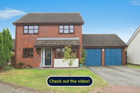 4 bedroom detached house for sale, Churchfields, Tickton, Beverley, East Riding of Yorkshire, HU17 9SX