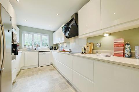 4 bedroom detached house for sale, Old Chapel Close, Long Riston, Hull, HU11 5LA