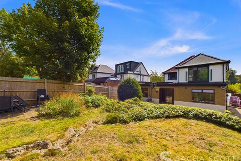 4 bedroom detached house for sale, Warren Road, Banstead, SM7