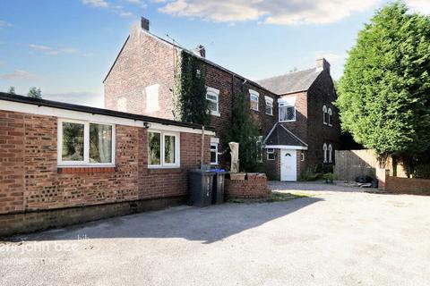 4 bedroom semi-detached house for sale, Well Street, Stoke-On-Trent