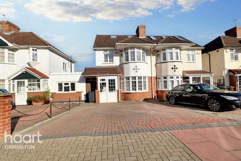 5 bedroom semi-detached house for sale, Saxville Road, Orpington