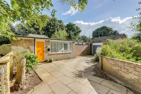 3 bedroom detached bungalow for sale, Thyra Court, Mapperley Park NG3