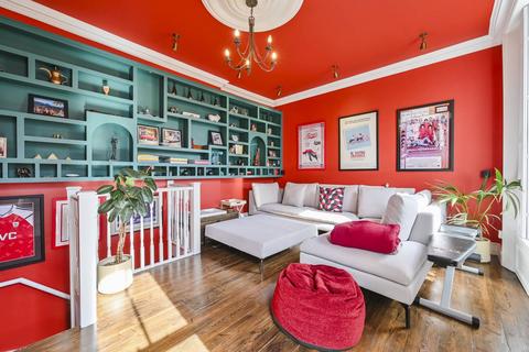 2 bedroom maisonette for sale, Offord Road, Islington, London, N1