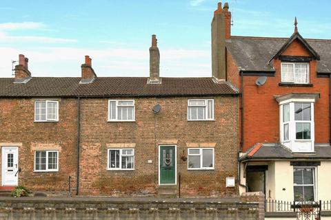 3 bedroom terraced house for sale, North Street, Ripon