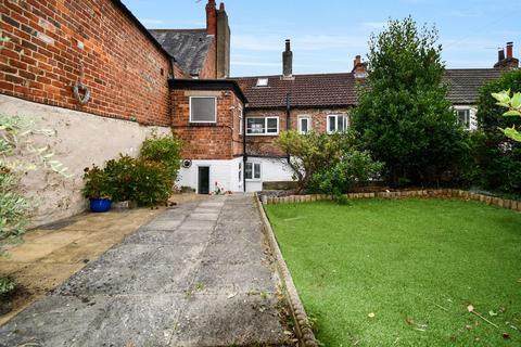 3 bedroom terraced house for sale, North Street, Ripon