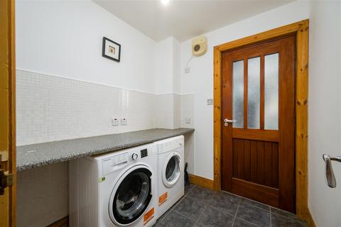 27 Harris Road, Carnoustie, DD7 7NS