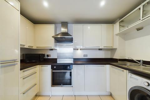 2 bedroom flat for sale, Lord Street, Watford, WD17