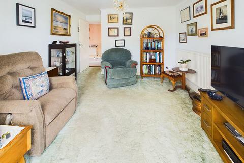 18 Oak Close, Ottery St Mary, EX11 1BB