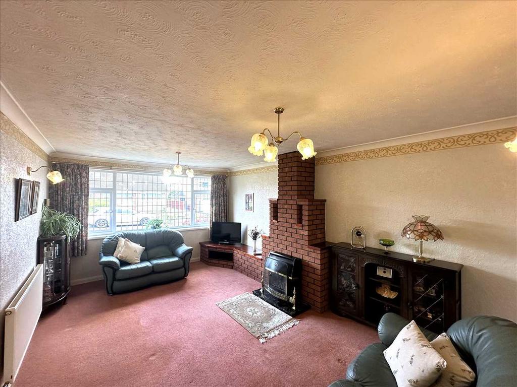 Bedroom 3: