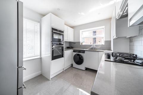 3 bedroom maisonette for sale, Watford,  Hertfordshire,  WD25