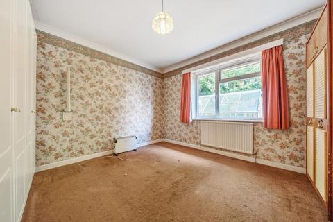 3 bedroom detached bungalow for sale, Newbury,  Berkshire,  RG20