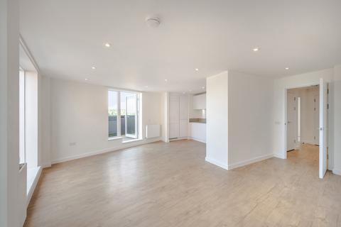 3 bedroom flat for sale, Rye Lane, London, SE15