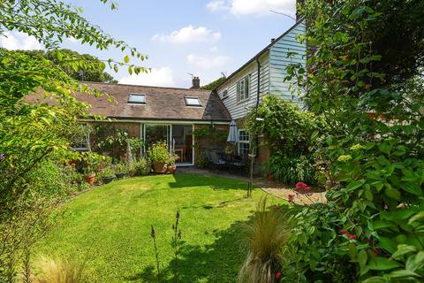 4 bedroom cottage for sale, The Street, Wittersham, Kent TN30 7ED