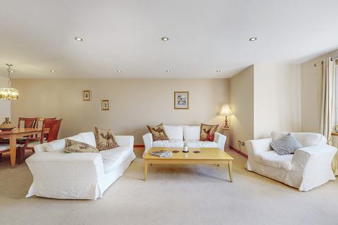 2 bedroom flat for sale, The Fairways, Glasgow G71