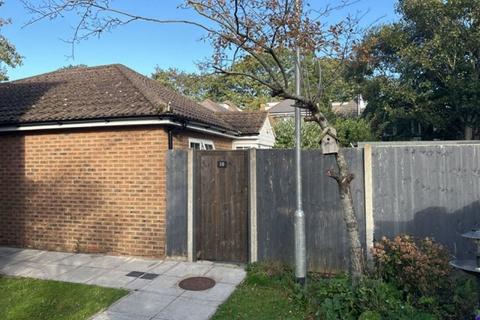 2 bedroom detached bungalow to rent, Palmerston Mews, Bournemouth