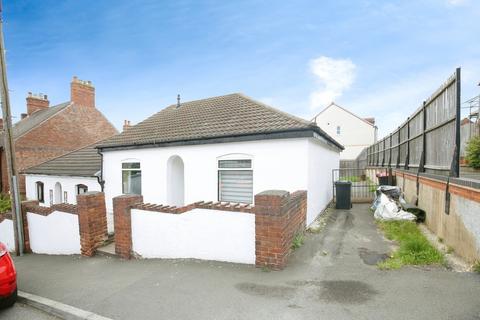 3 bedroom semi-detached bungalow for sale, Keys Hill, Baddesley Ensor