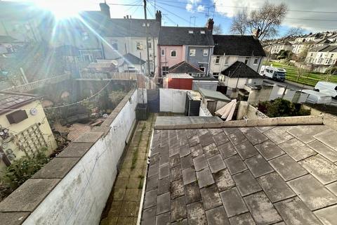 2 bedroom terraced house to rent, Welsford Avenue, Plymouth PL2