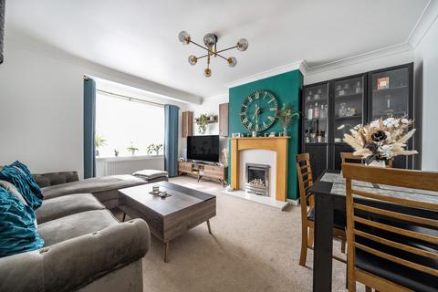 2 bedroom ground floor flat for sale, Blenheim Court, Sidcup DA14