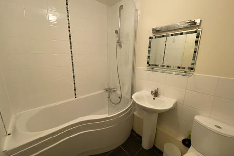 1 bedroom ground floor flat to rent, Crossways House, Trumpington CB2