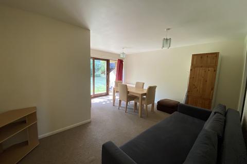 1 bedroom ground floor flat to rent, Crossways House, Trumpington CB2