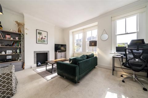 2 bedroom maisonette to rent, Glasford Street, London SW17