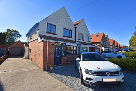 3 bedroom semi-detached house for sale, Scalby Road, Scarborough YO12