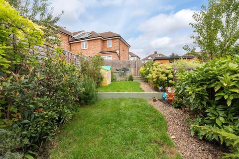 3 bedroom terraced house for sale, Station Road, Dorking